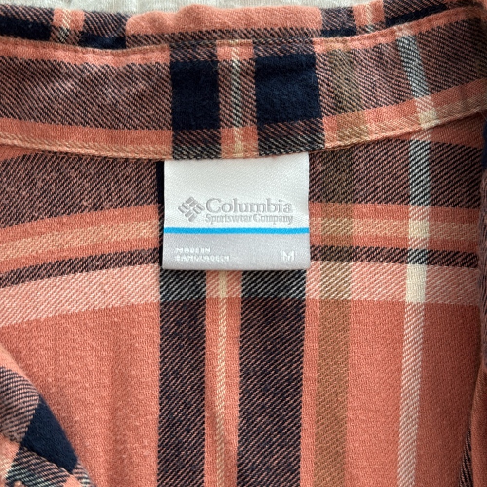 Columbia Women's Pine Street Flannel - Picture 2 of 8